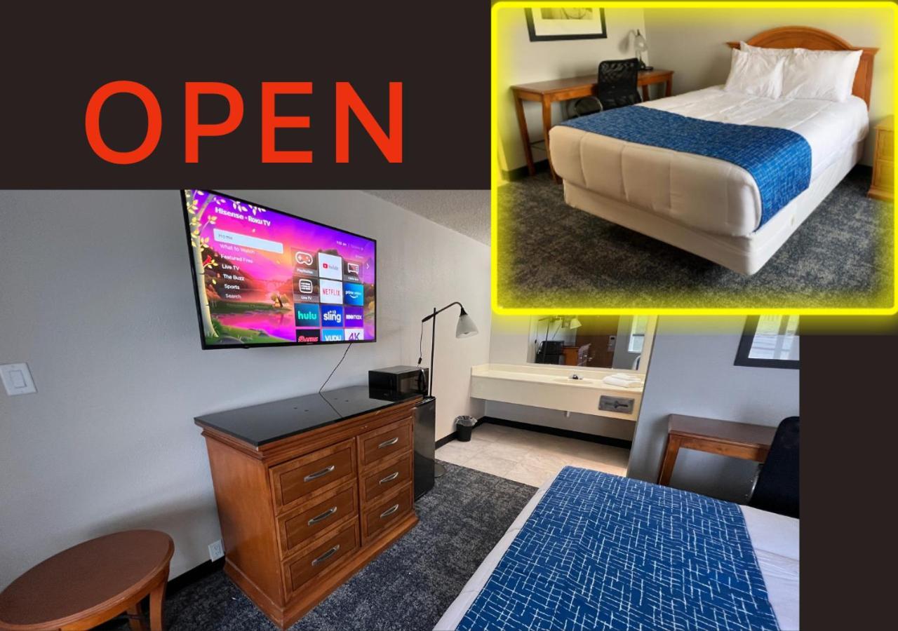 Travelodge By Wyndham Lincoln Northeast מראה חיצוני תמונה